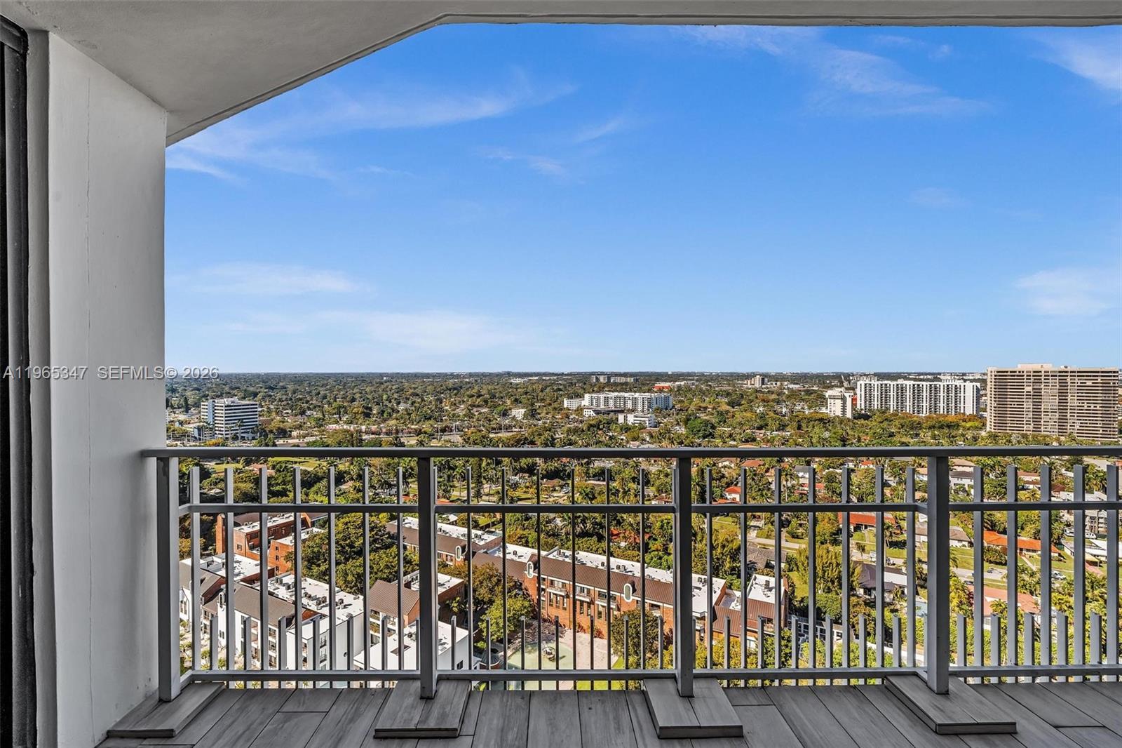 THE TOWERS OF QUAYSIDE - Residential