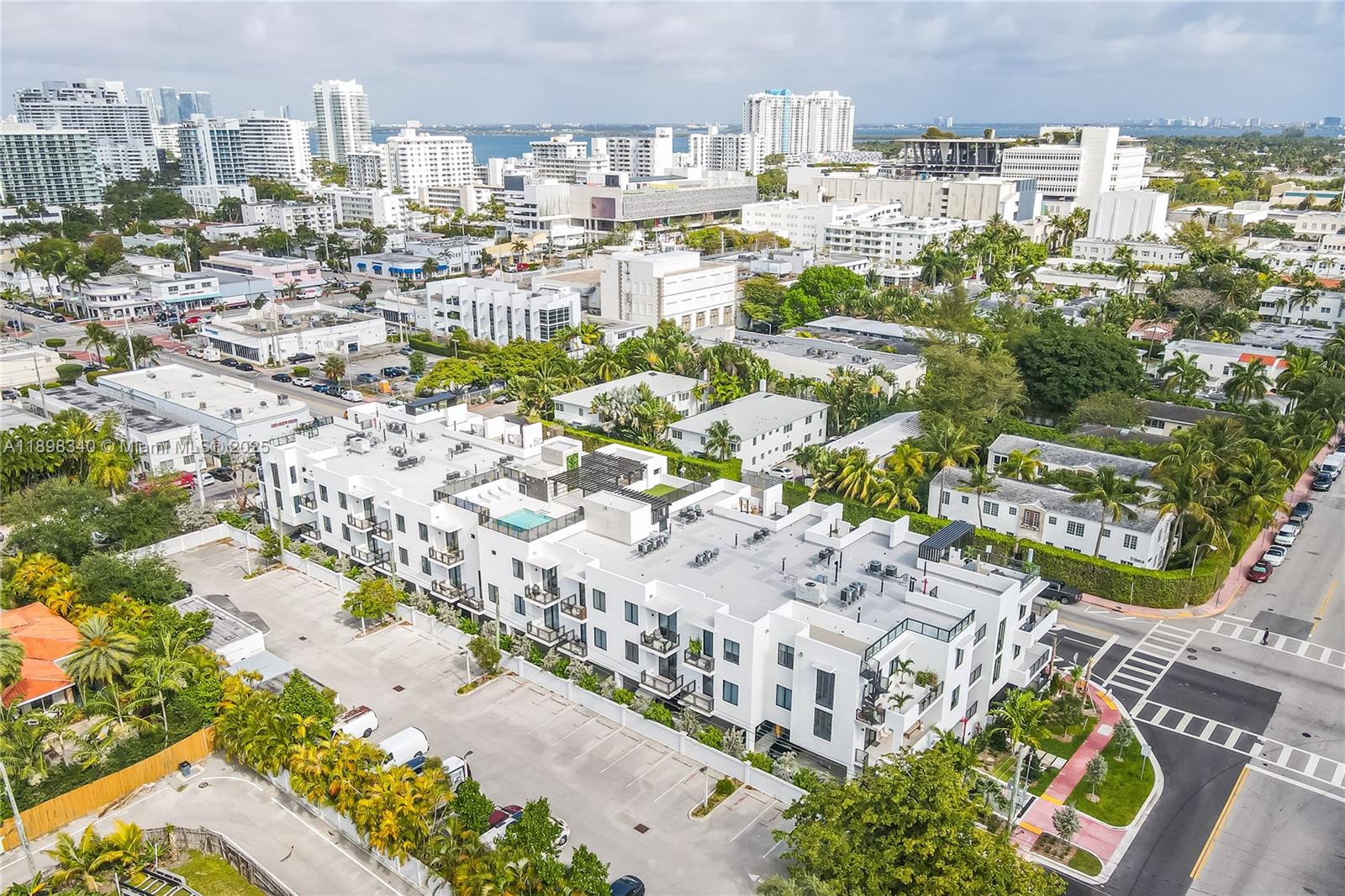 LINCOLN SUB - Residential Lease