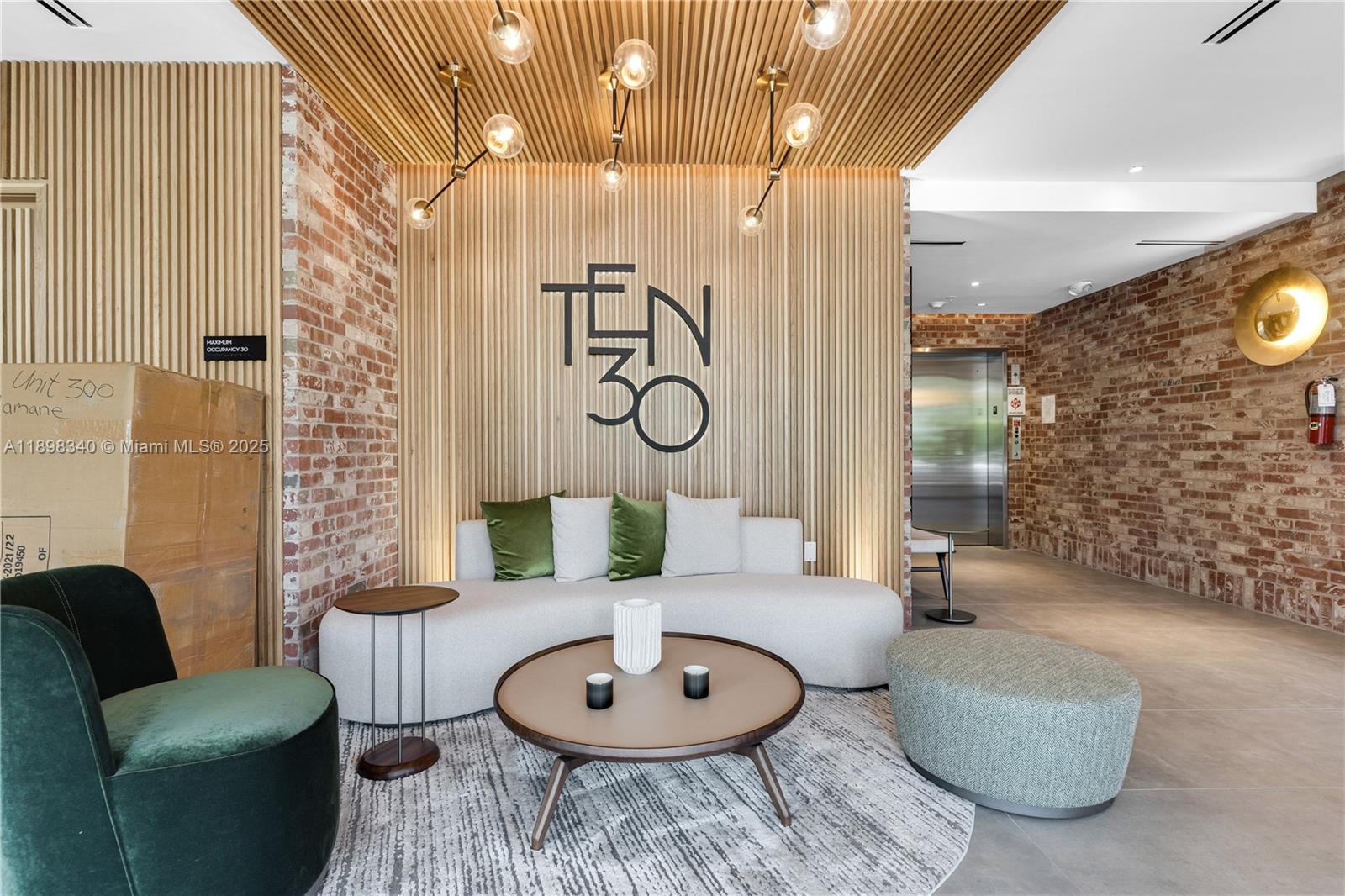 LINCOLN SUB - Residential Lease