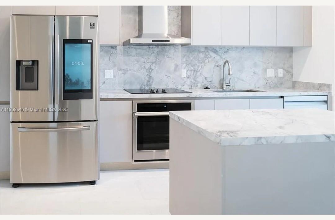 LINCOLN SUB - Residential Lease