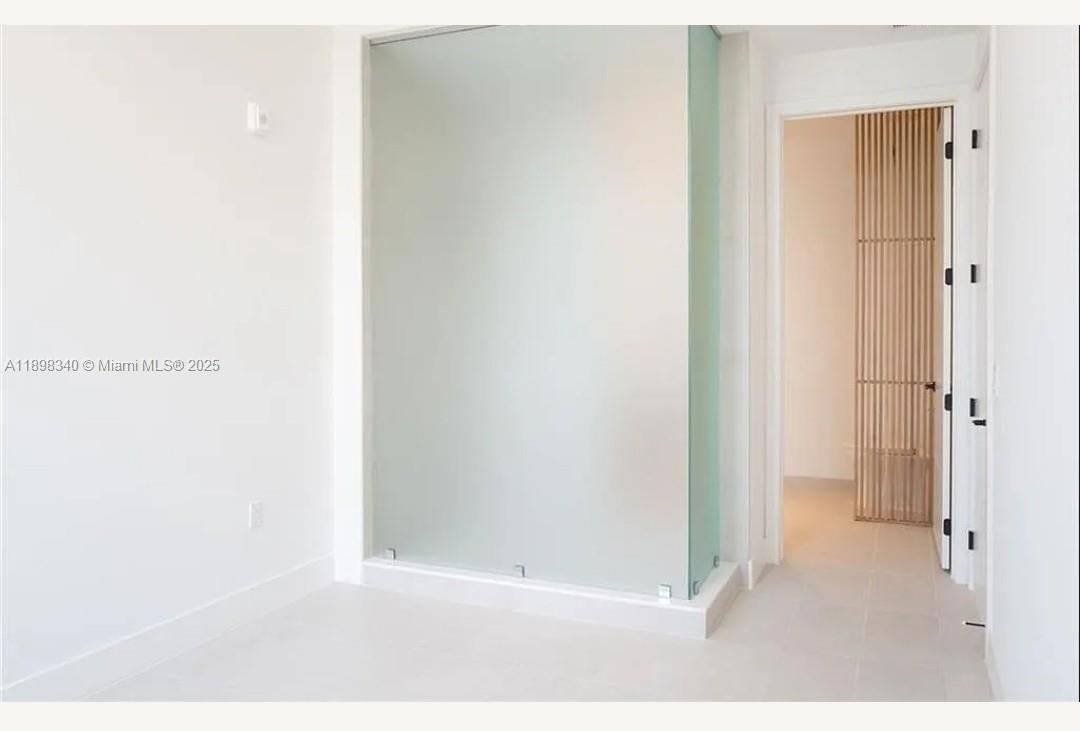 LINCOLN SUB - Residential Lease