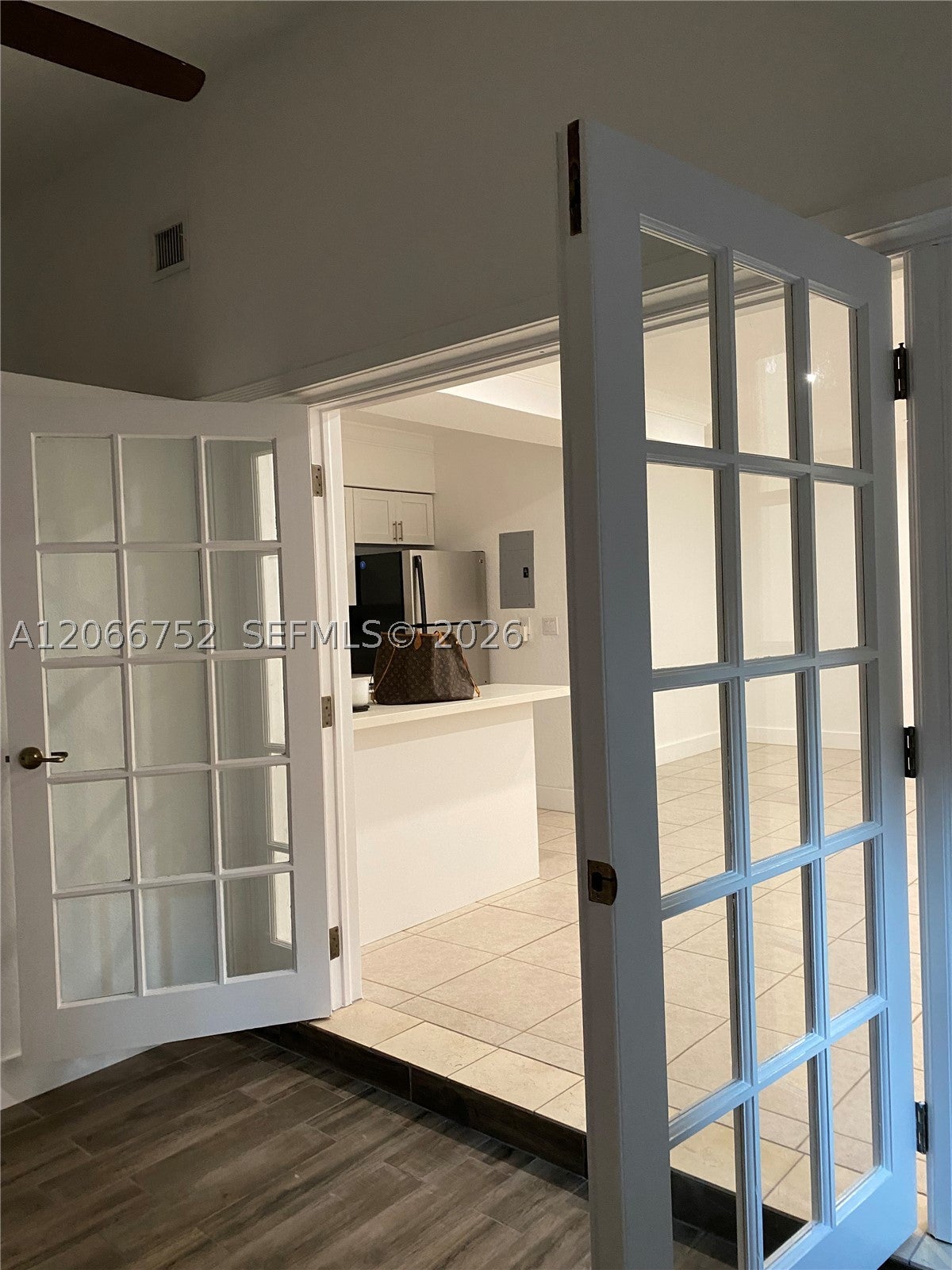 1 Edgewater Dr 103