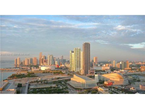 1750 N BAYSHORE DR 2412 Miami FL 33132