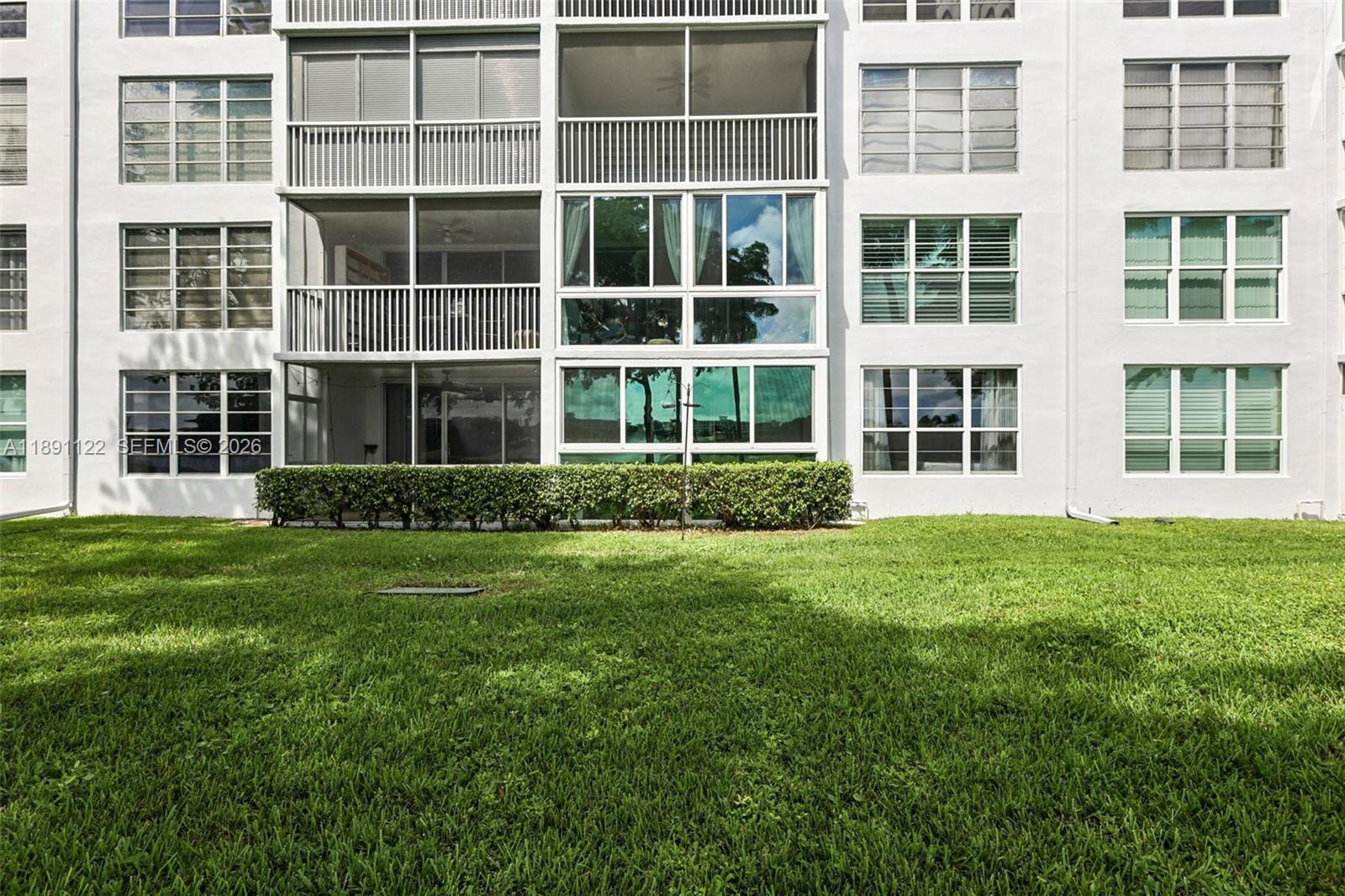 PALM AIRE NO. 42 - Residential