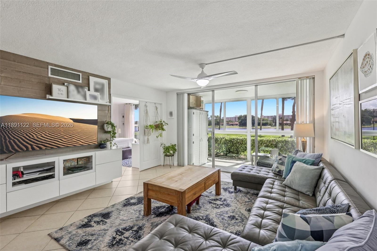 PALM AIRE NO. 42 - Residential