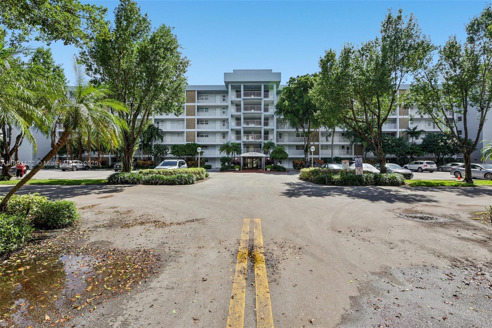 NO 42 PALM-AIRE COUNTRY C - Residential