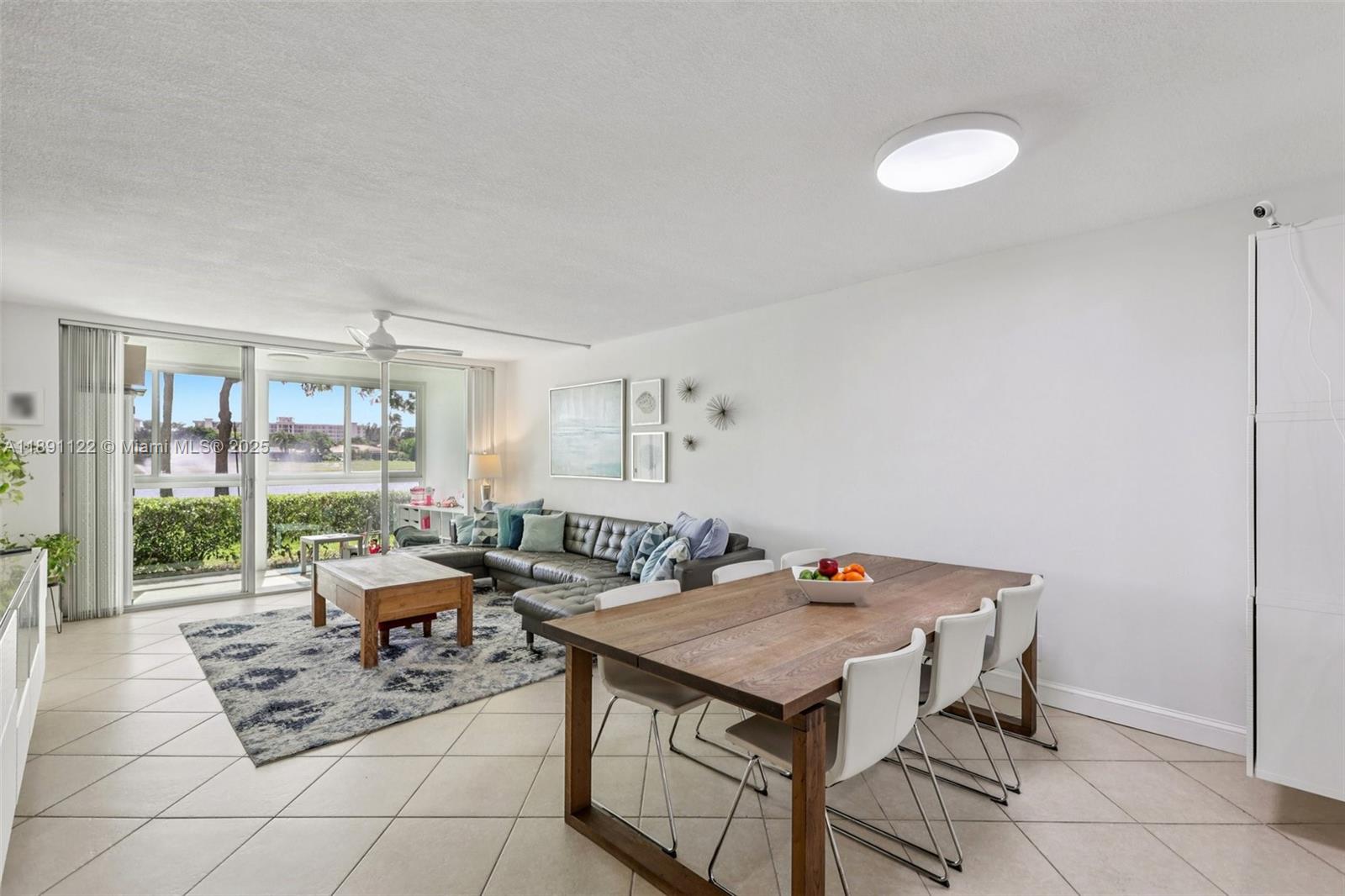 NO 42 PALM-AIRE COUNTRY C - Residential