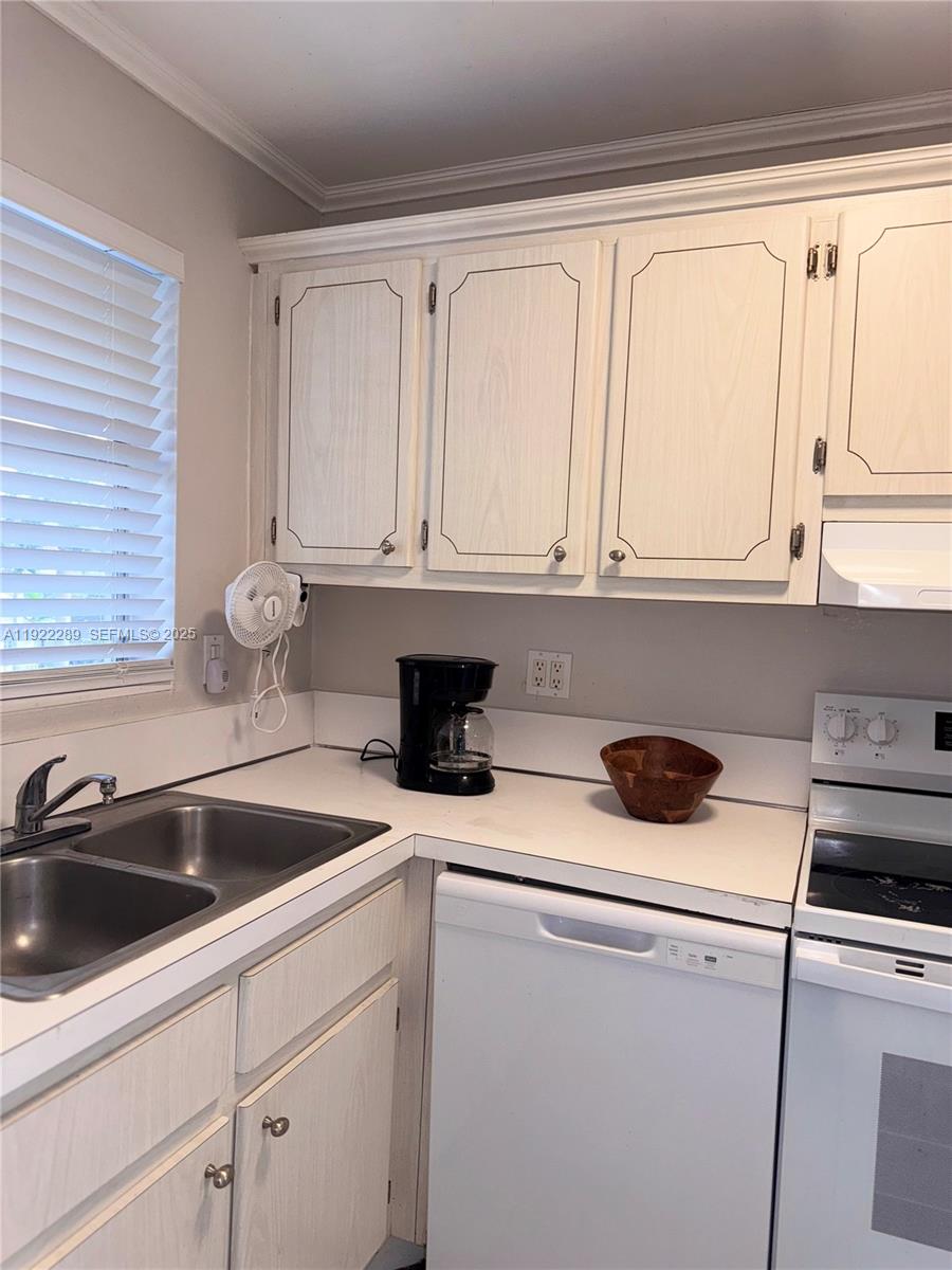 PARADISE BY THE SEA CONDO - Residential