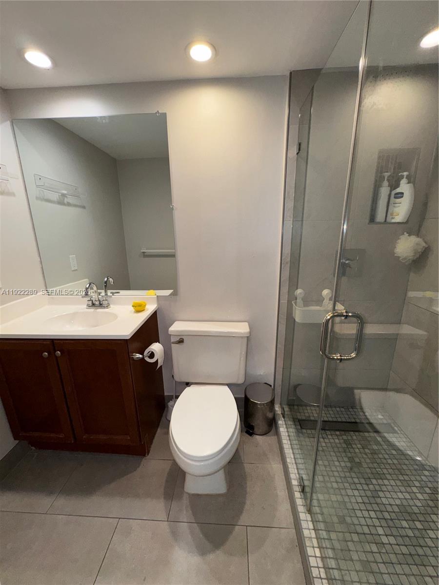 PARADISE BY THE SEA CONDO - Residential