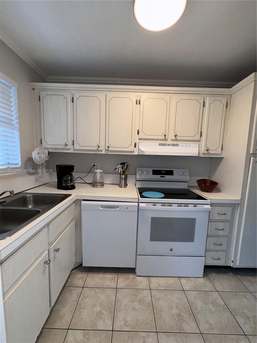 PARADISE BY THE SEA CONDO - Residential