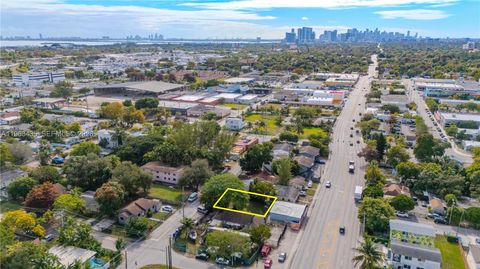 7552 NE Miami Ct Miami FL 33138