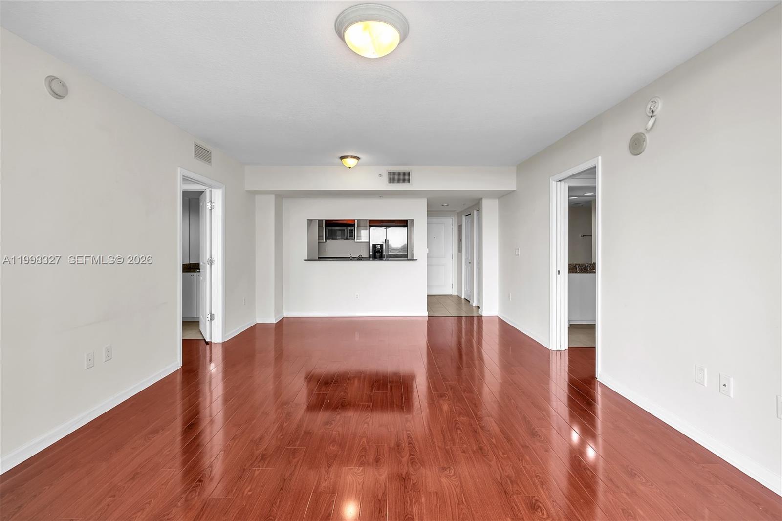 SYMPHONY NORTH CONDO - Residential Lease
