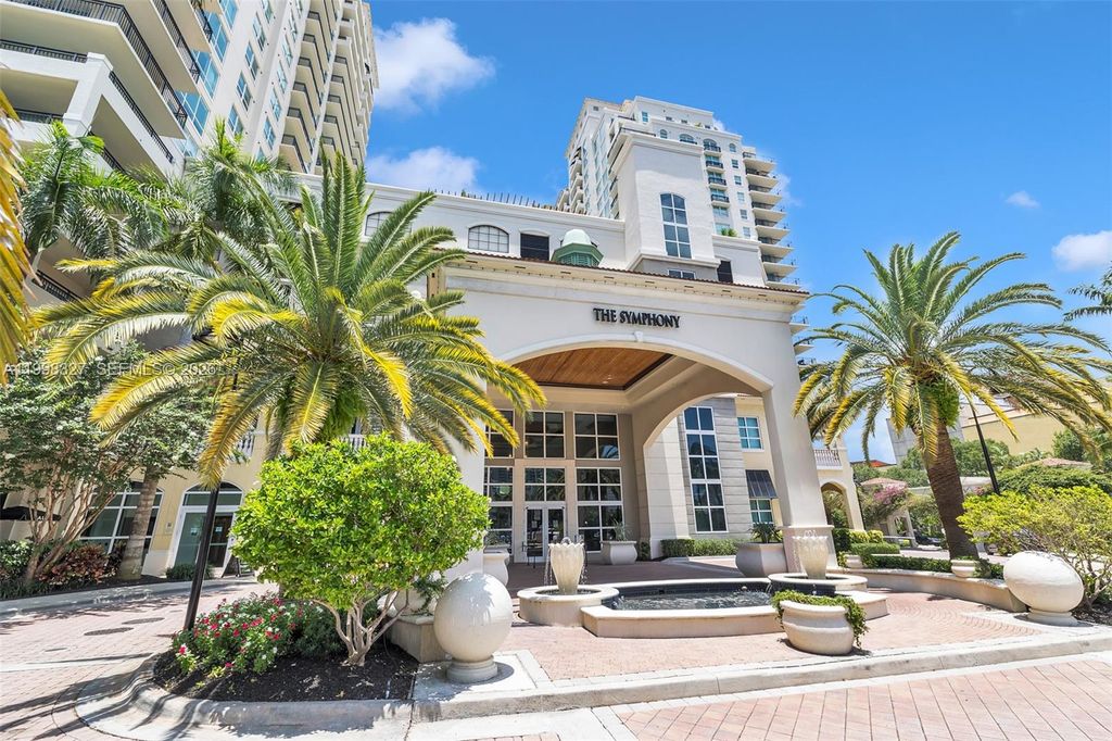Photo of 610 W Las Olas Blvd #1121N, Fort Lauderdale, FL 33312 (MLS # A11998327)