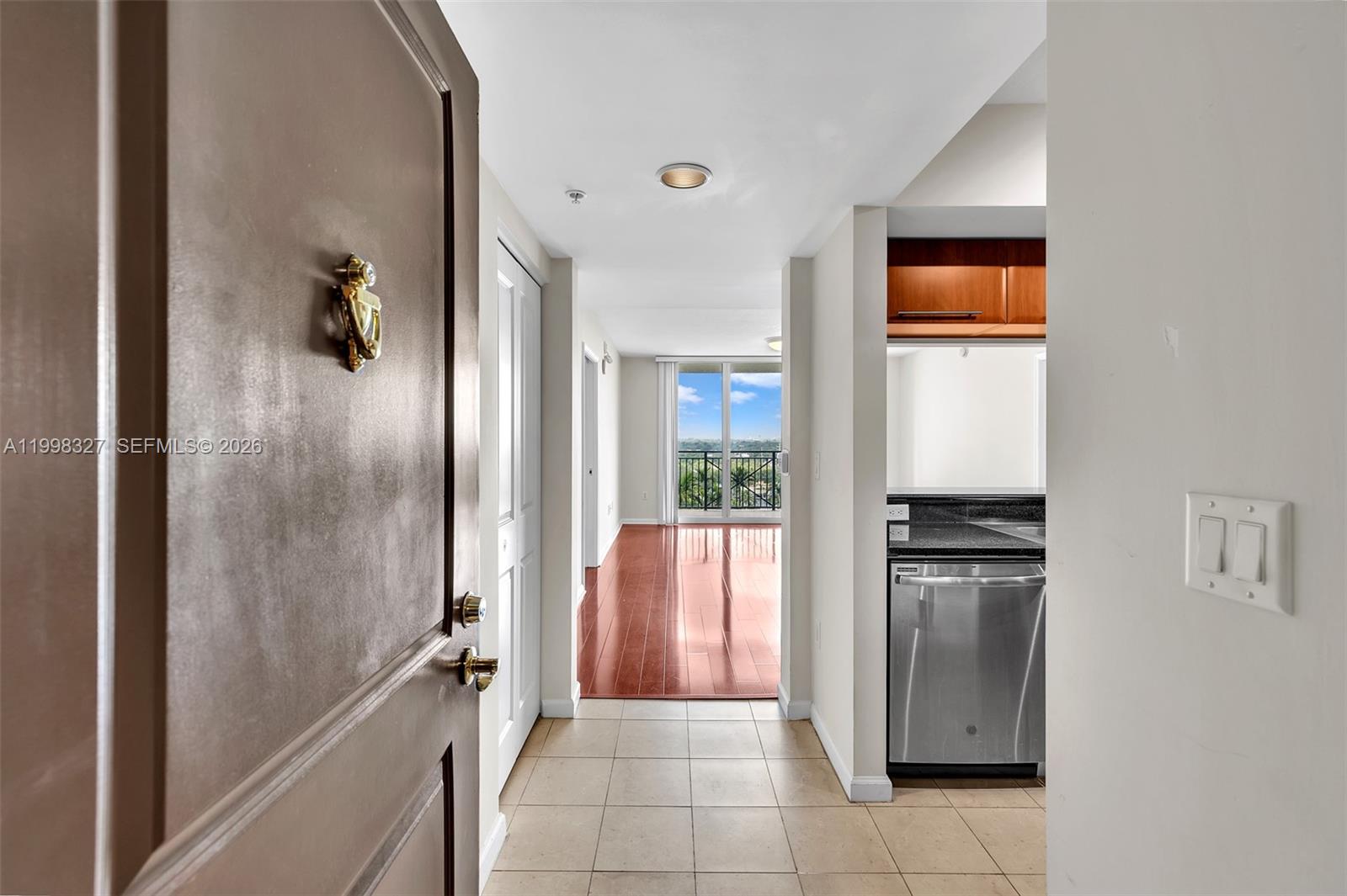 SYMPHONY NORTH CONDO - Residential Lease