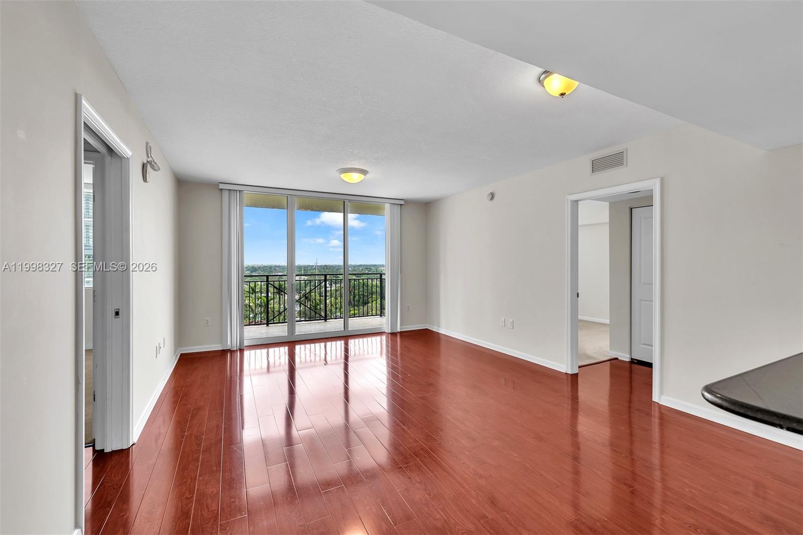 SYMPHONY NORTH CONDO - Residential Lease