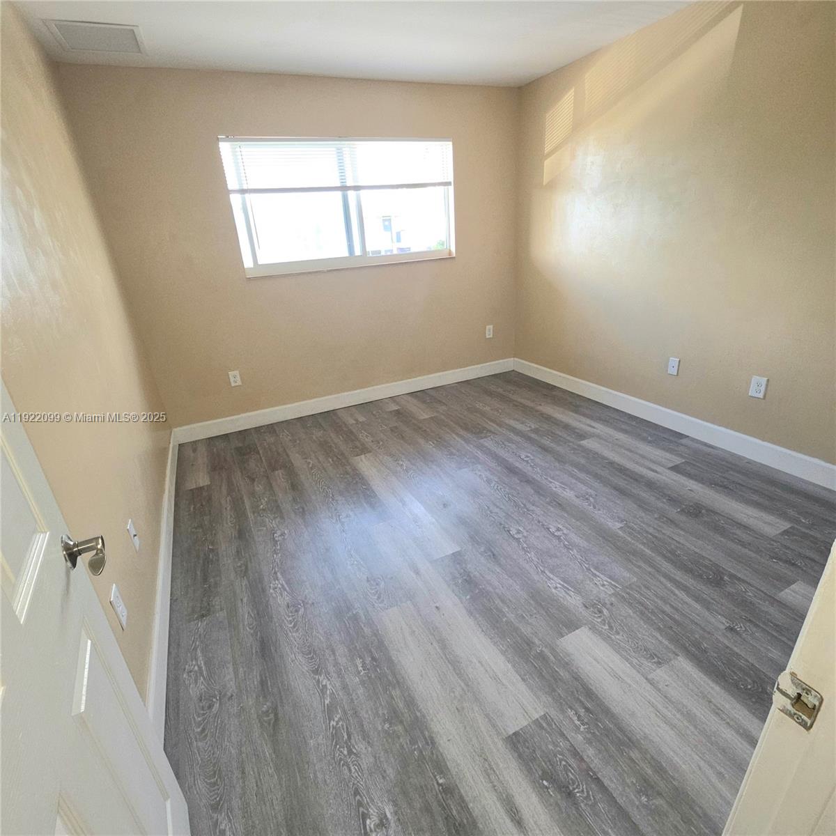 VILLAGIO AT PALMETTO BAY - Residential Lease