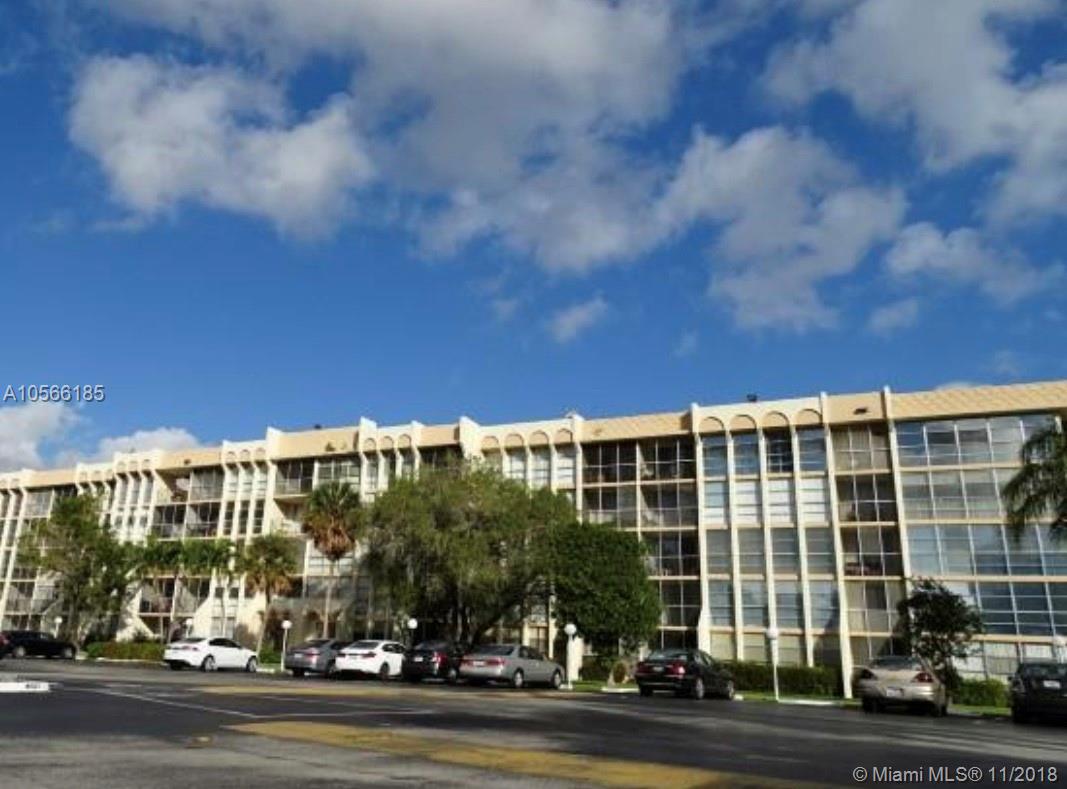 DE SOTO PARK CONDO - Residential Lease