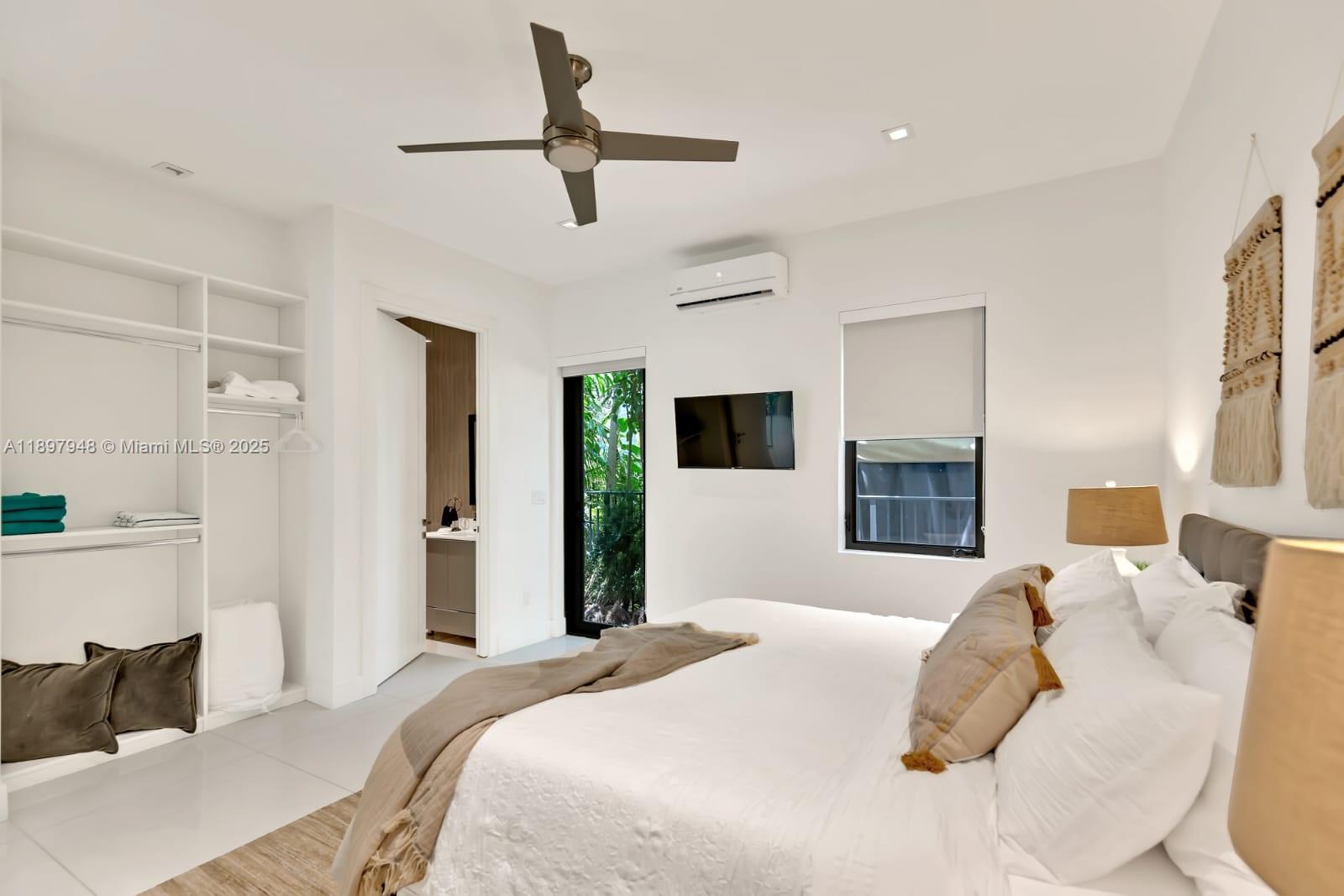 COLEE HAMMOCK - Residential