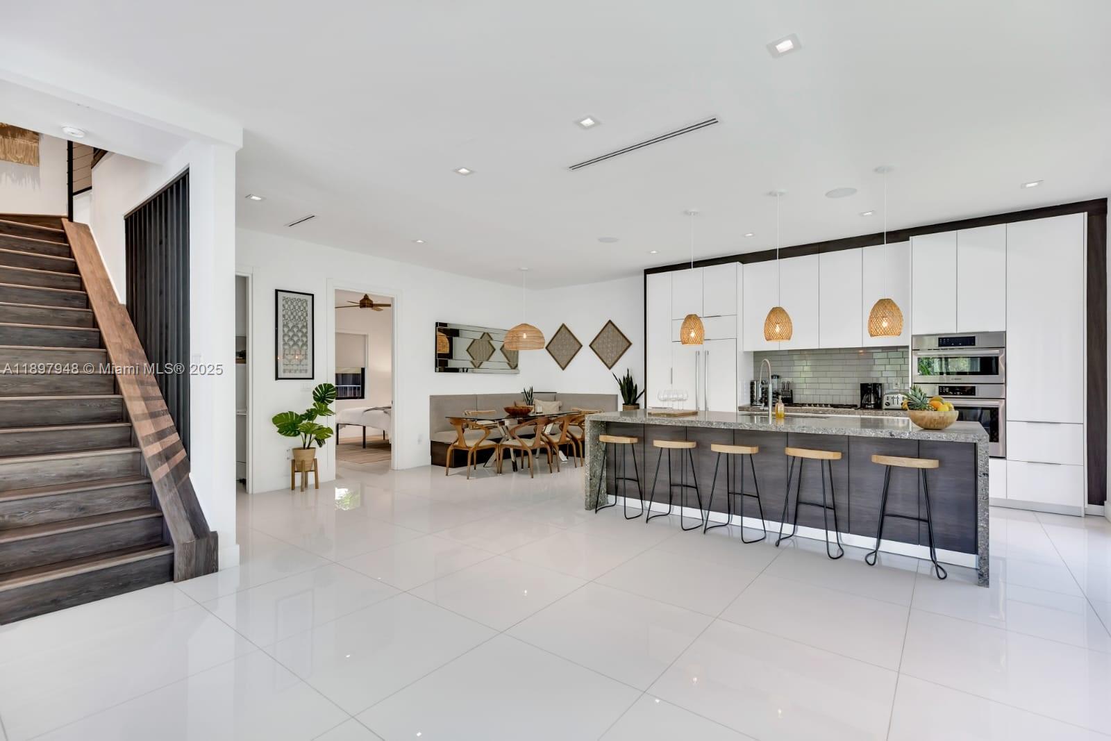 COLEE HAMMOCK - Residential