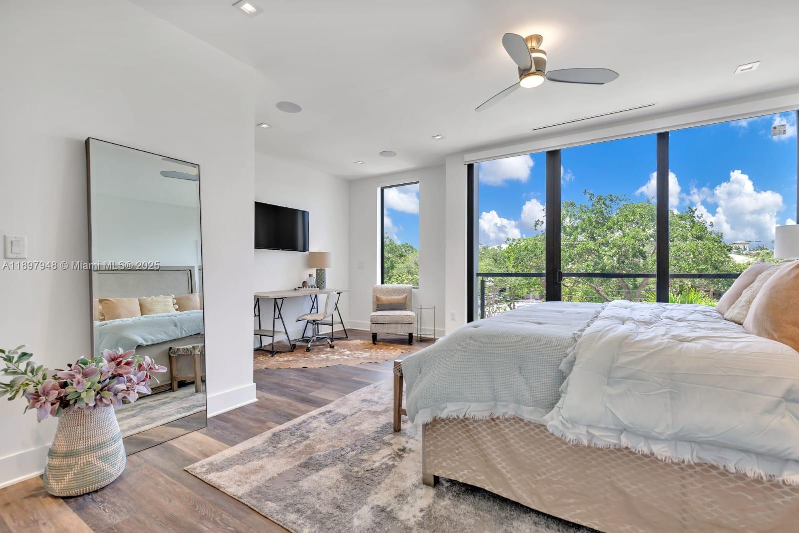 COLEE HAMMOCK - Residential