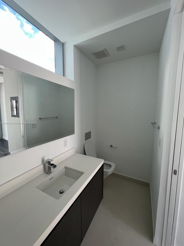 Paramount - Residential