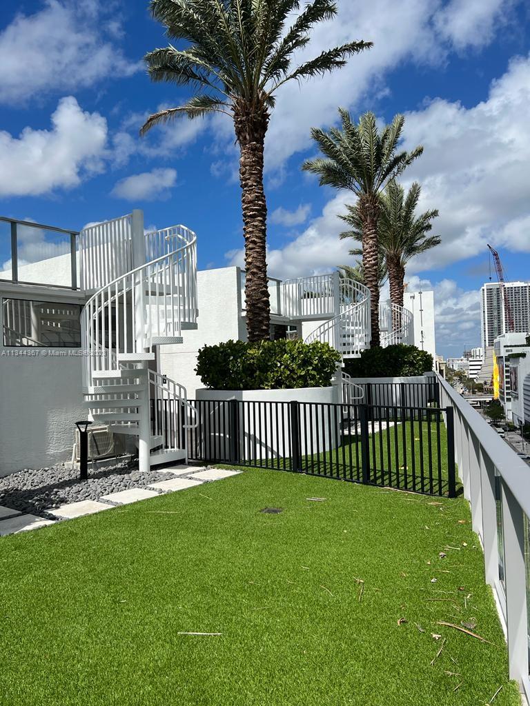 Paramount - Residential