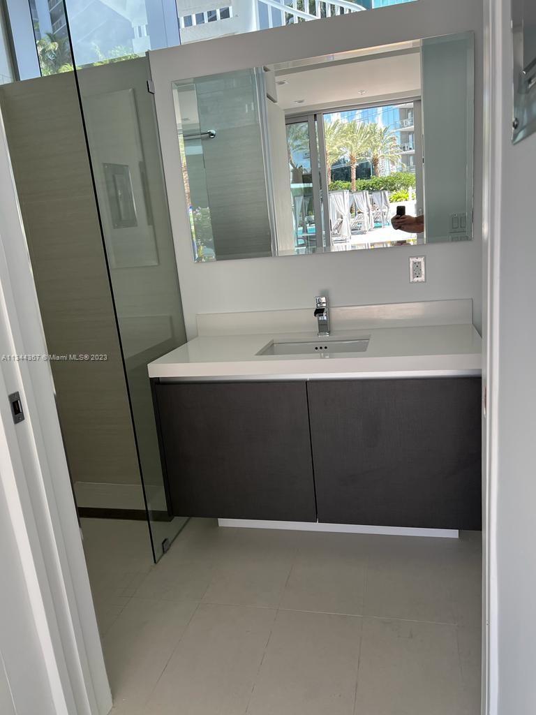 Paramount - Residential