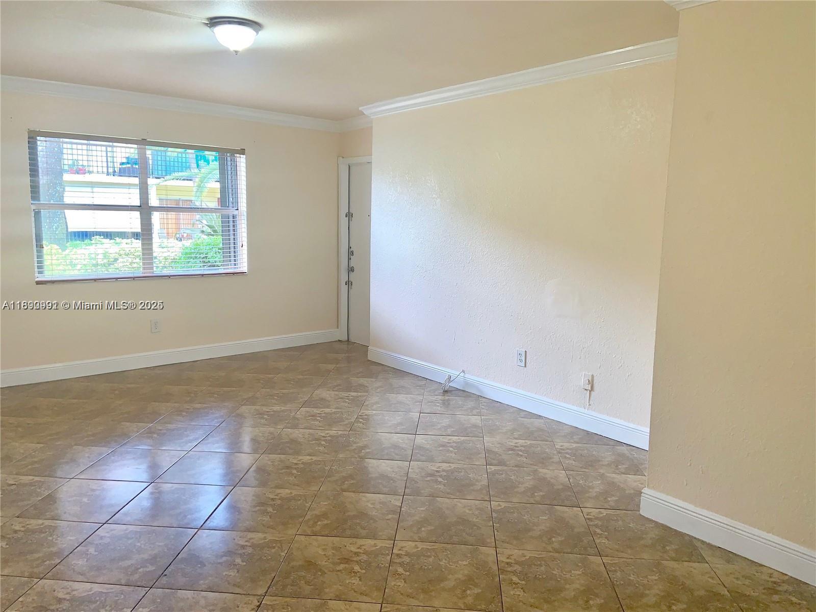 LOS PALACIOS BY MIAMI LAKE - Residential Lease