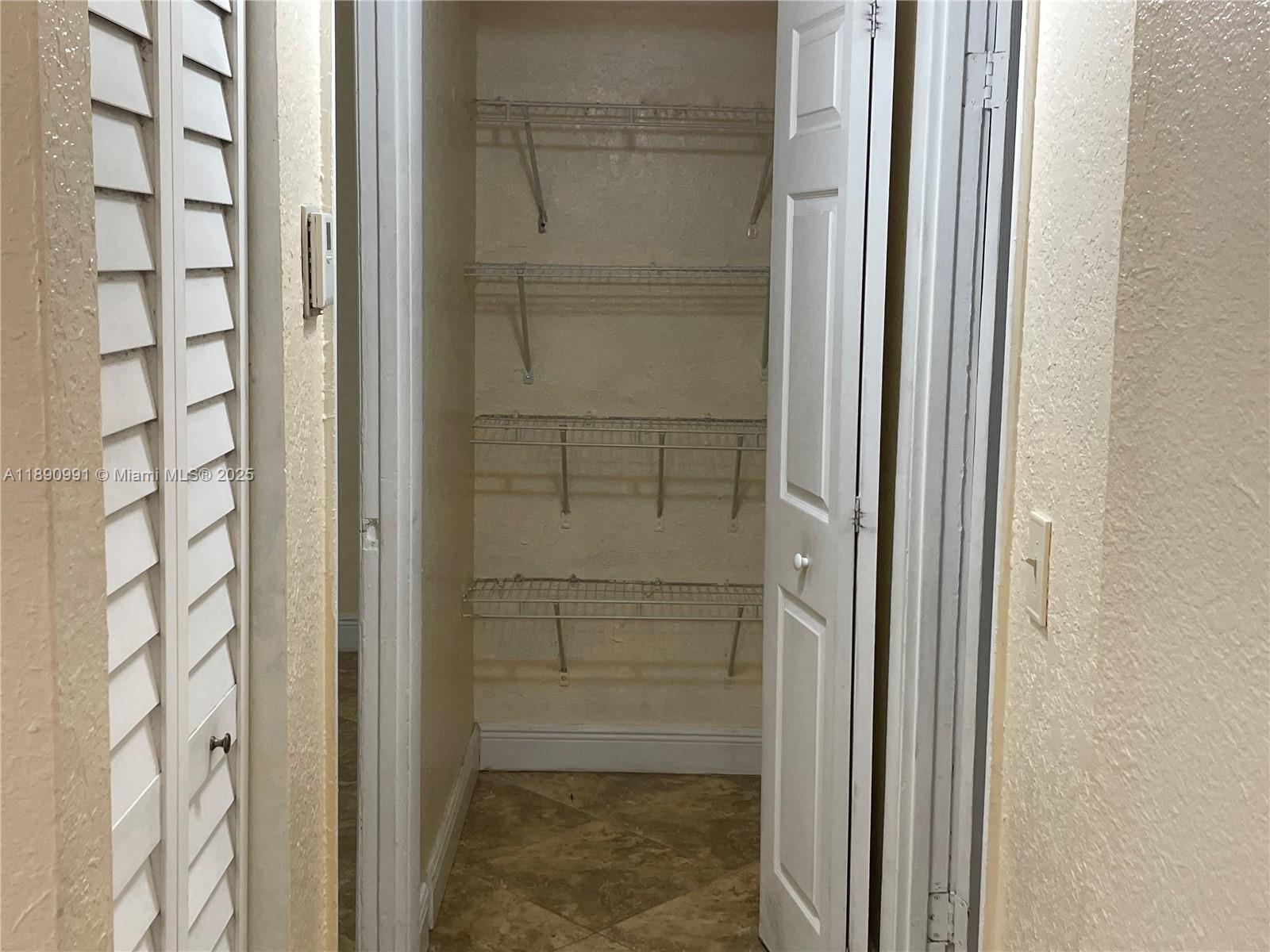 LOS PALACIOS BY MIAMI LAKE - Residential Lease