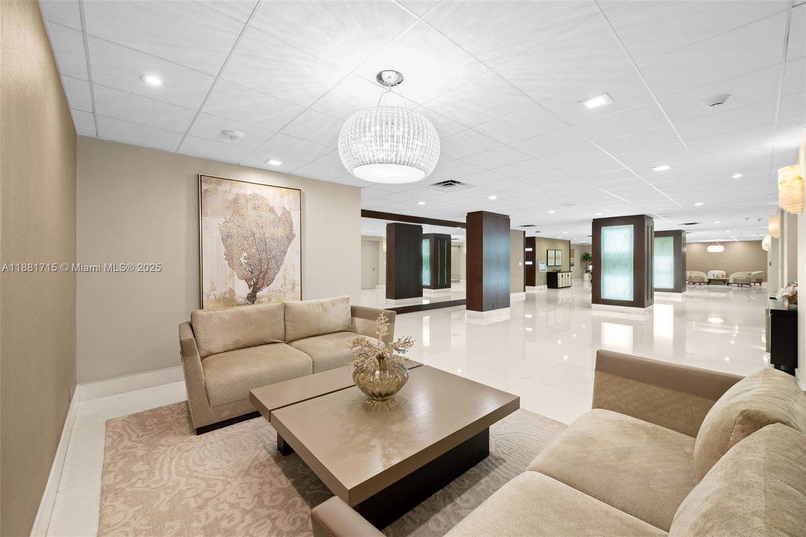 PLAYA DEL SOL CONDO - Residential