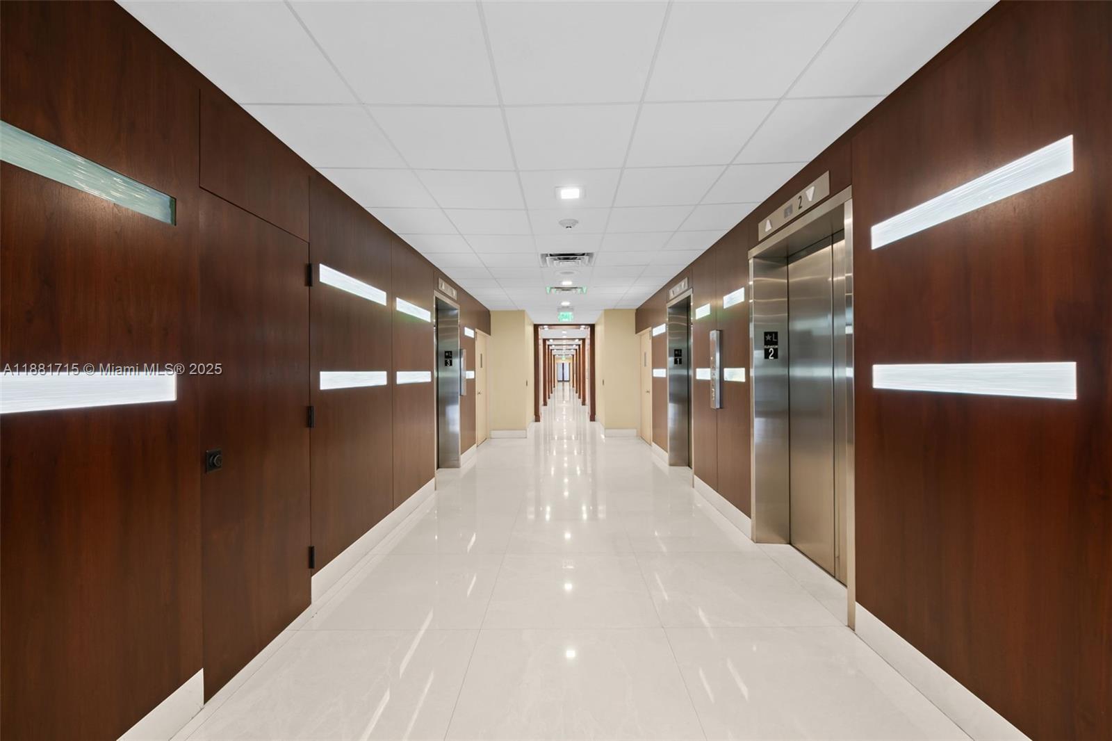 PLAYA DEL SOL CONDO - Residential