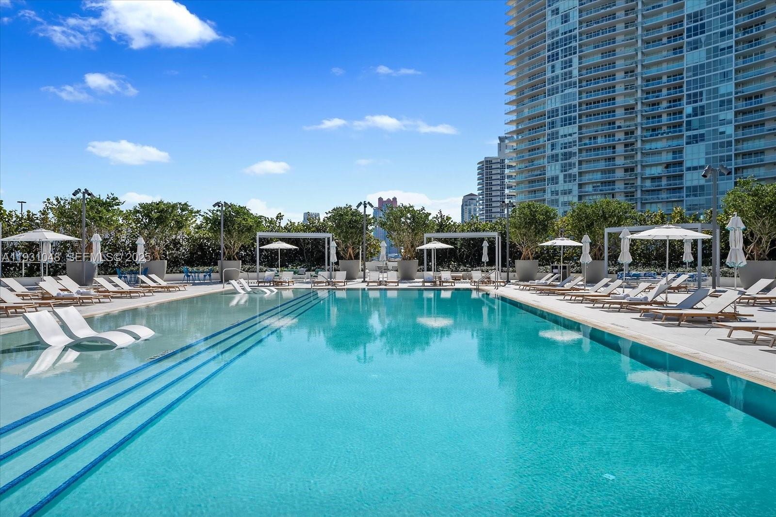 FIVE PARK CONDO - Residential