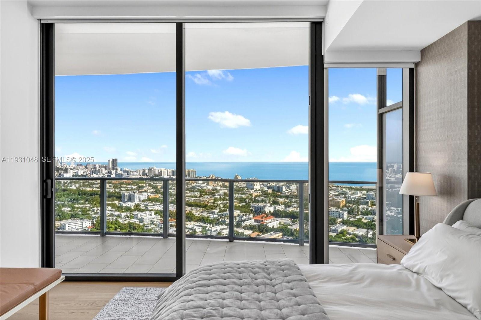 FIVE PARK CONDO - Residential