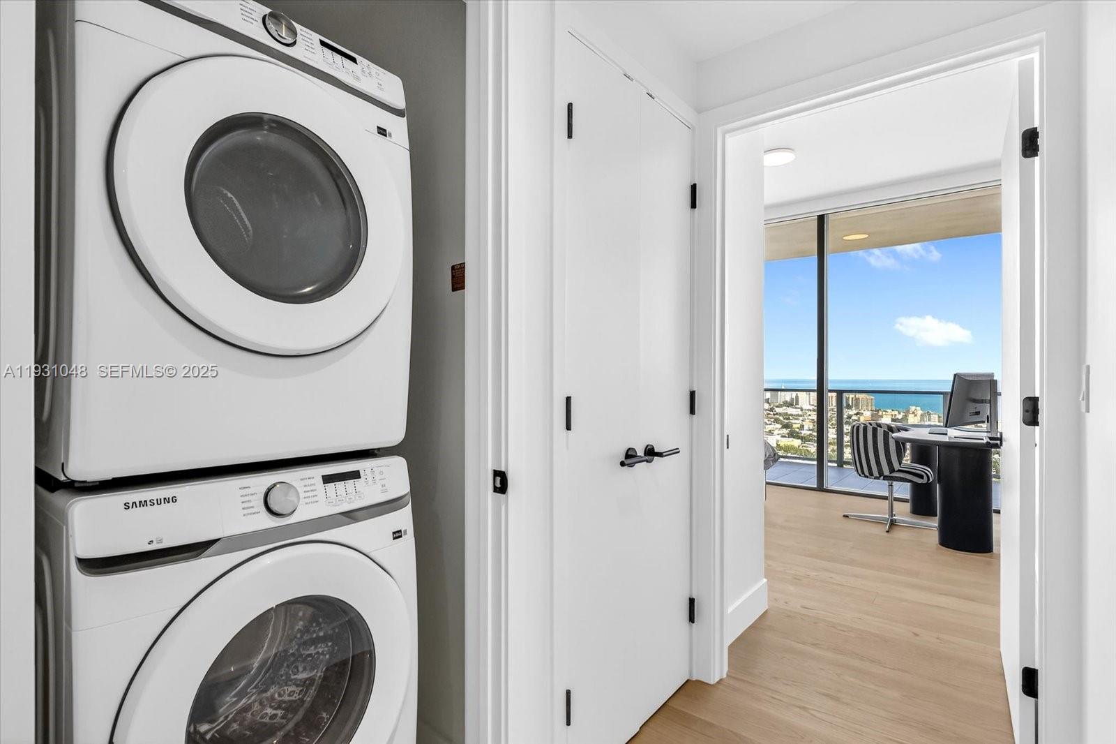 FIVE PARK CONDO - Residential