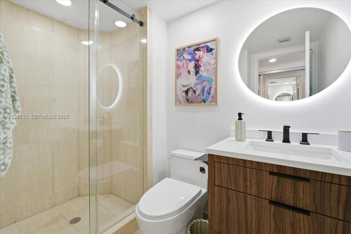 3000 ISL BLVD WILLIAMS IS - Residential