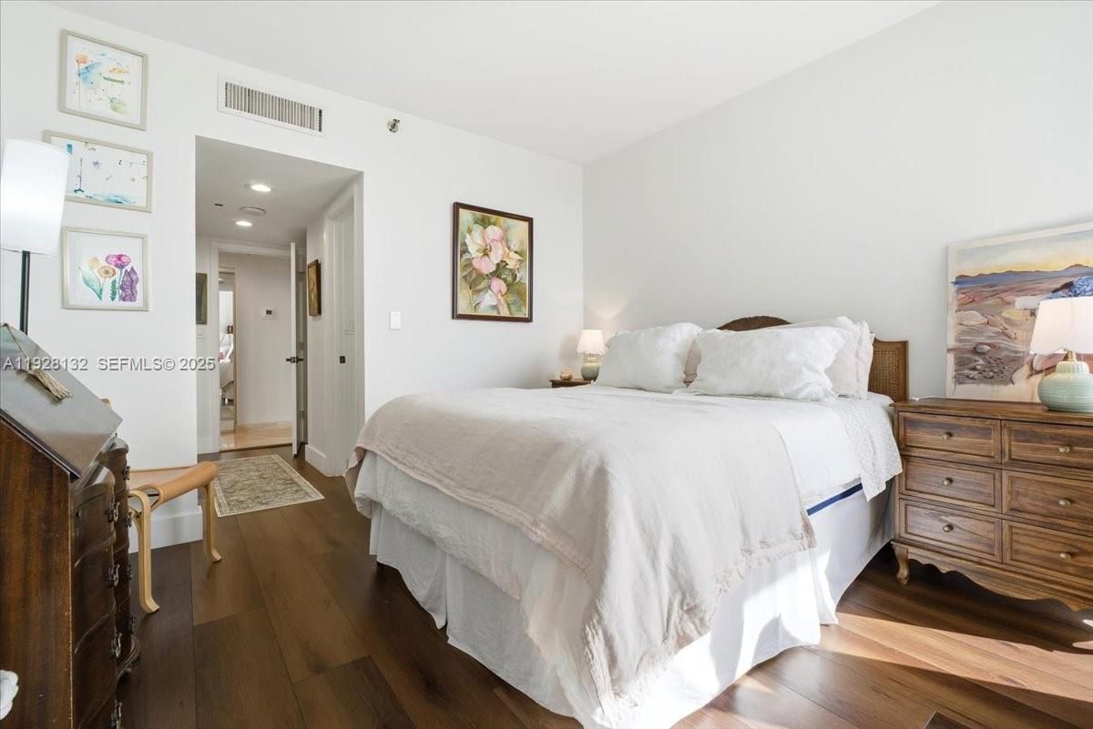 3000 ISL BLVD WILLIAMS IS - Residential