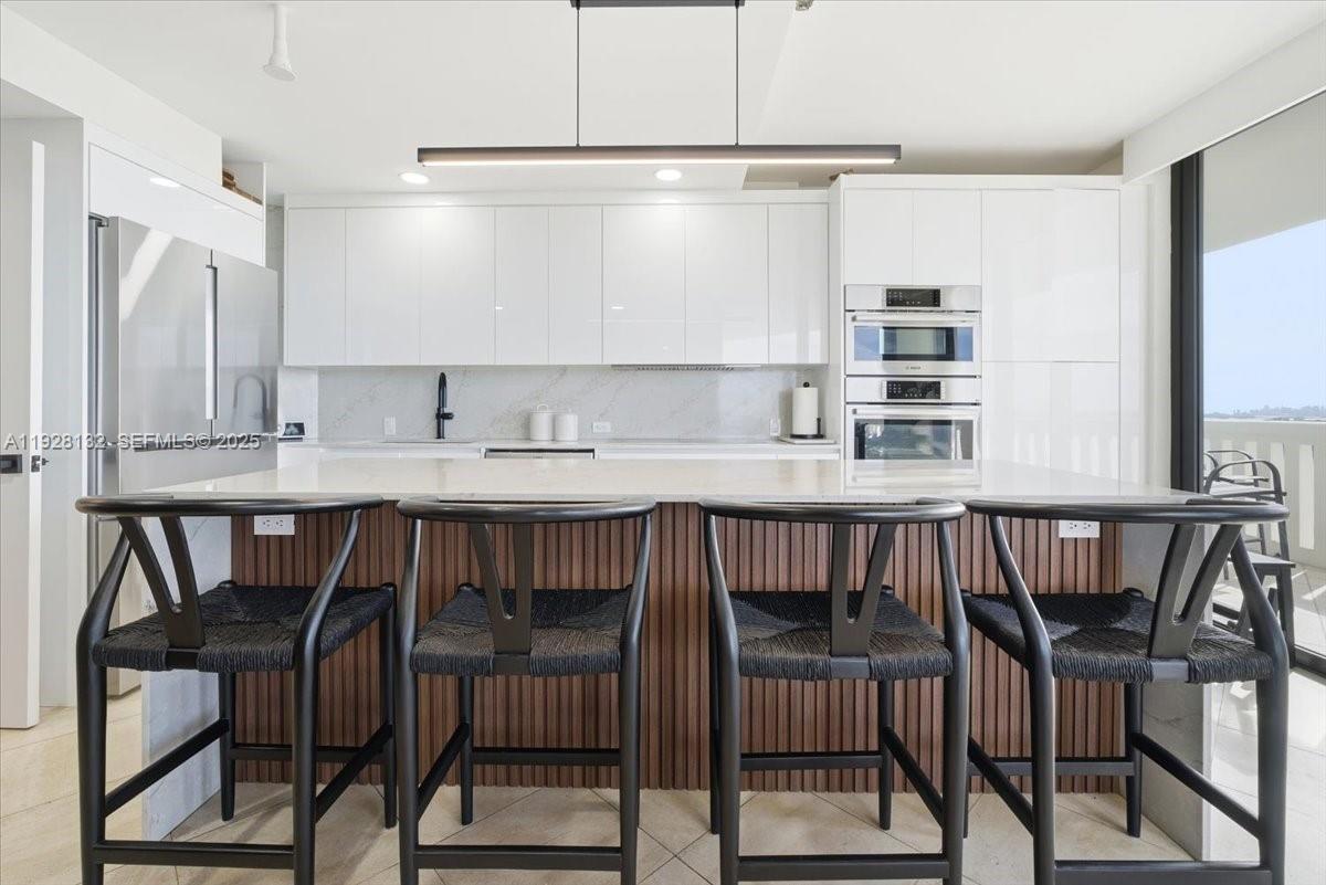 3000 ISL BLVD WILLIAMS IS - Residential