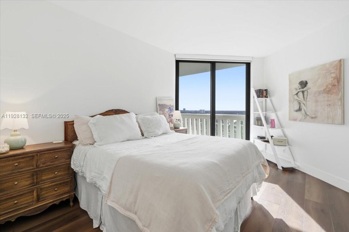 3000 ISL BLVD WILLIAMS IS - Residential