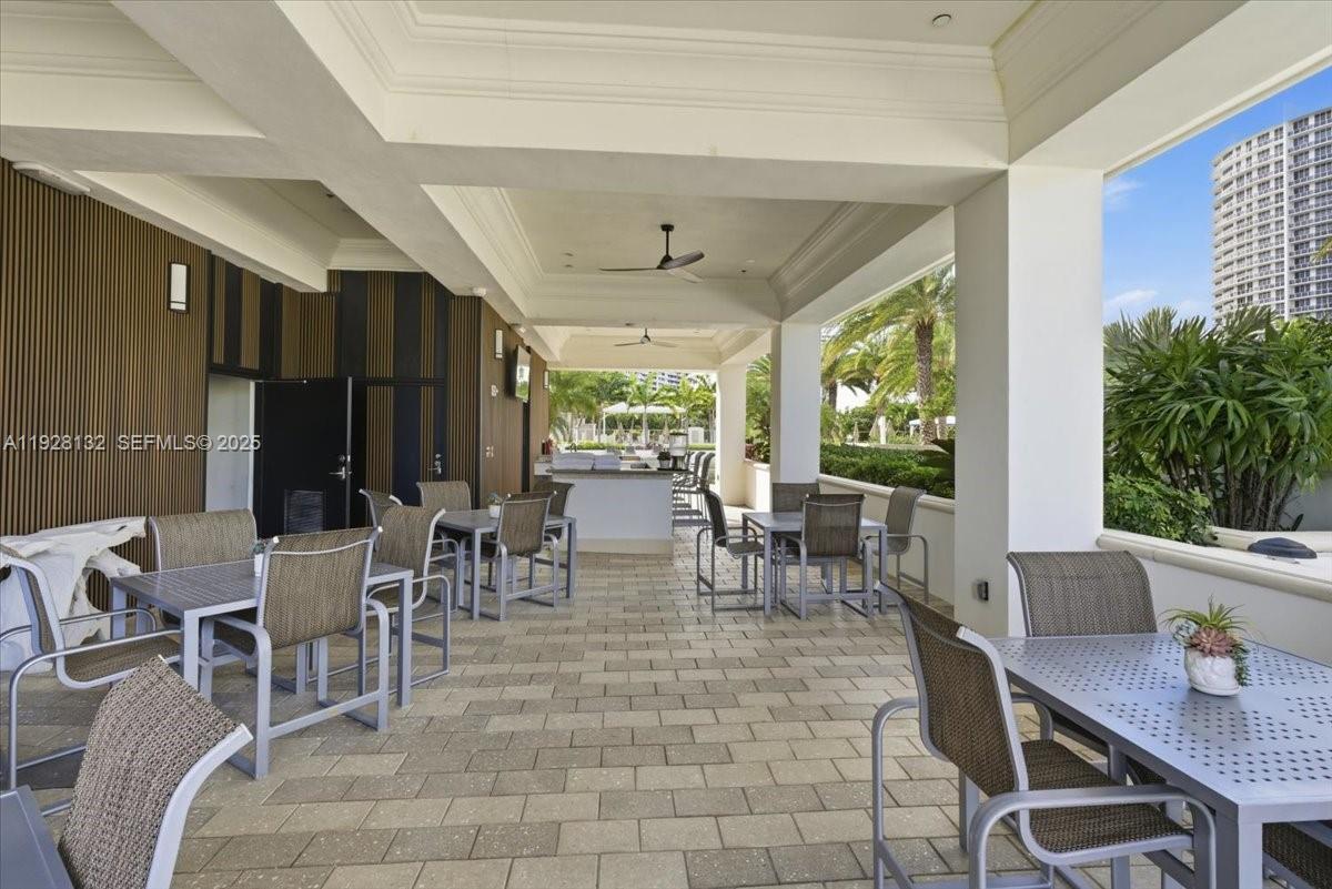 3000 ISL BLVD WILLIAMS IS - Residential