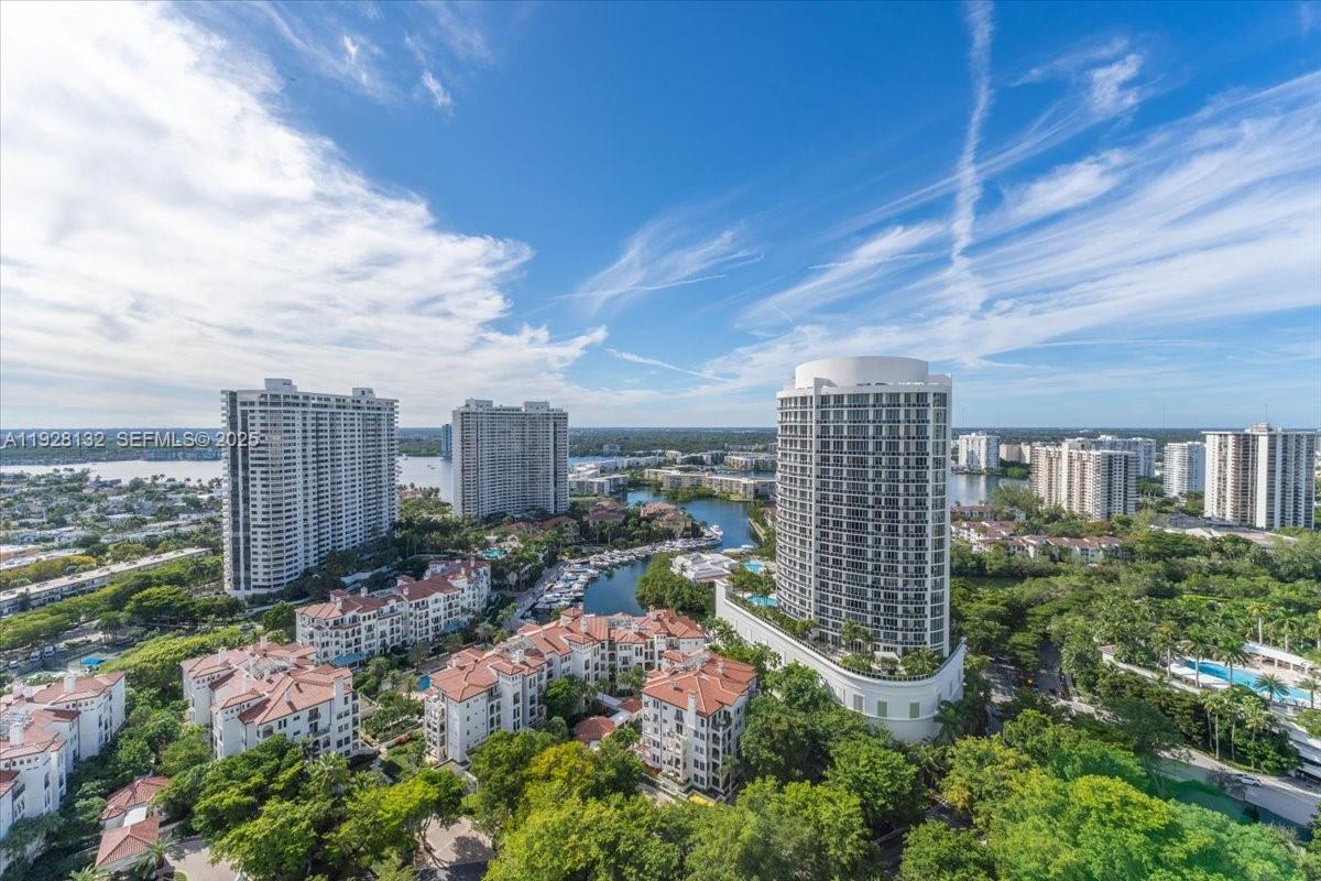 3000 ISL BLVD WILLIAMS IS - Residential