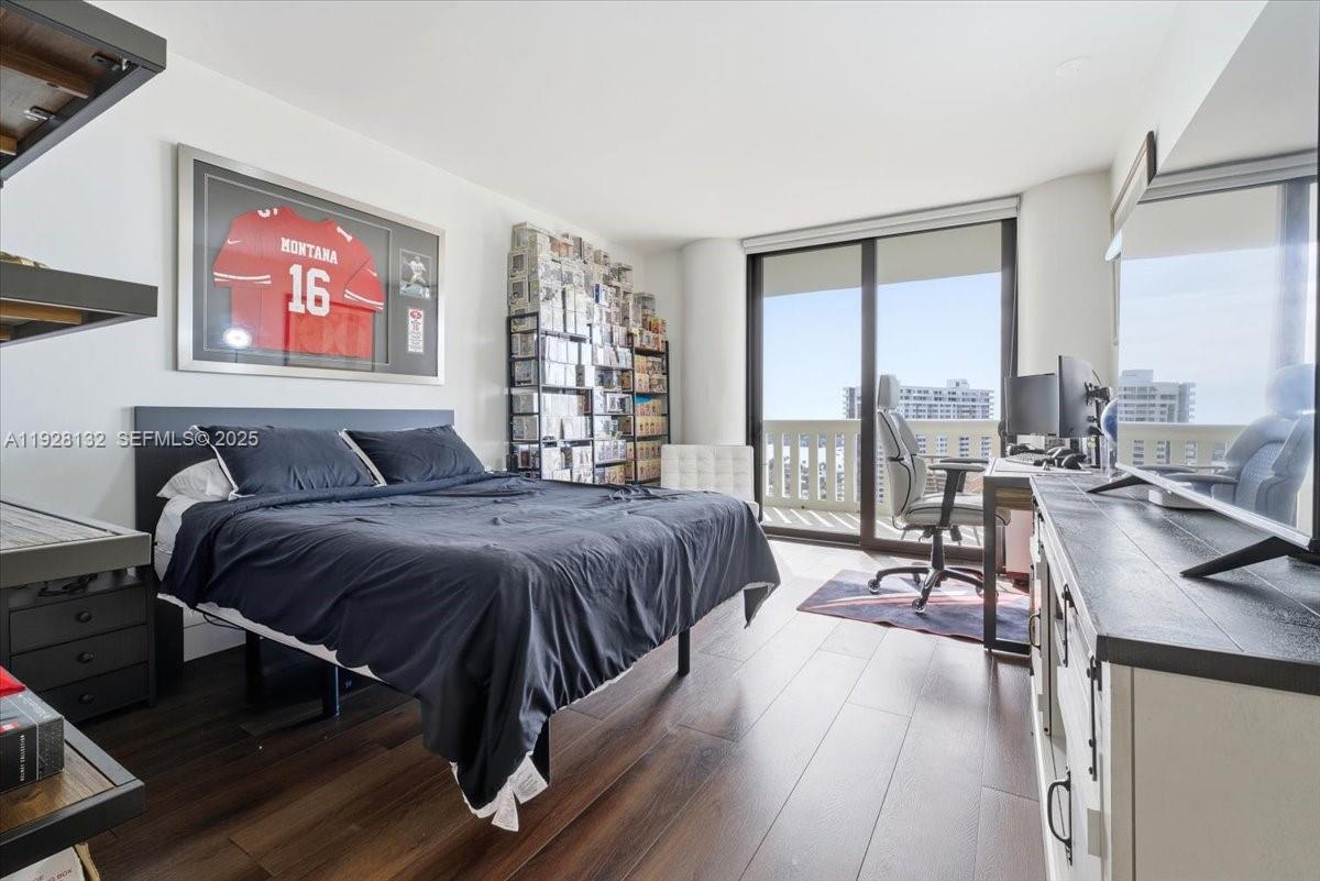 3000 ISL BLVD WILLIAMS IS - Residential