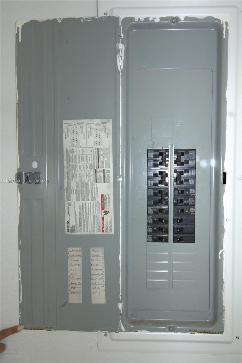 WATERSIDE TOWNHOMES SEC 5 - Residential