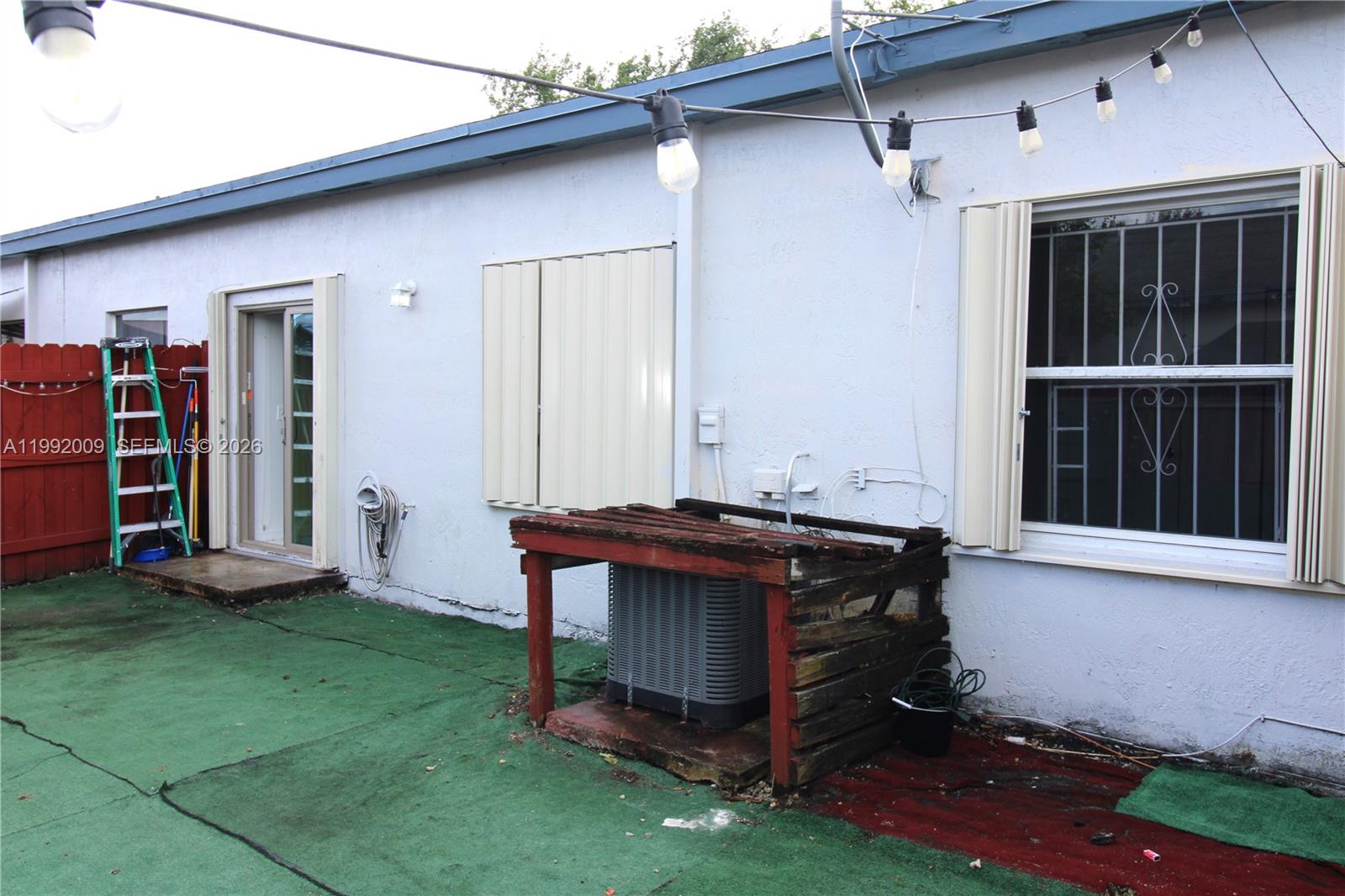 WATERSIDE TOWNHOMES SEC 5 - Residential