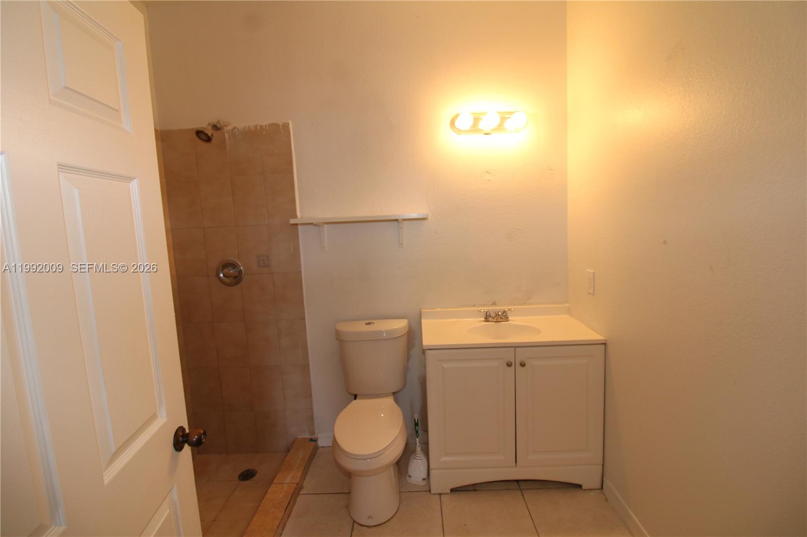 WATERSIDE TOWNHOMES SEC 5 - Residential