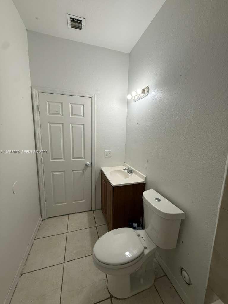 WATERSIDE TOWNHOMES SEC 5 - Residential