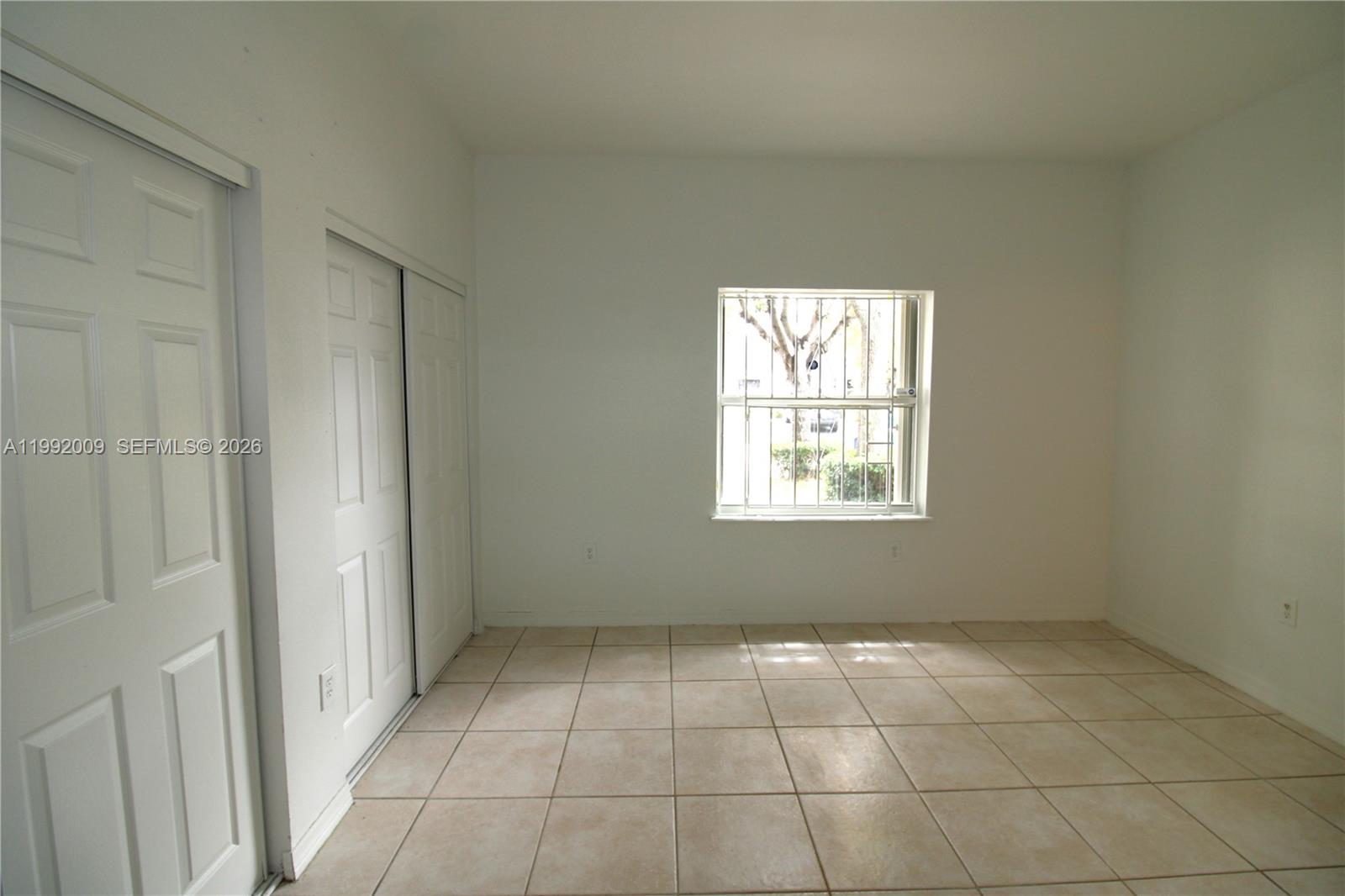 WATERSIDE TOWNHOMES SEC 5 - Residential