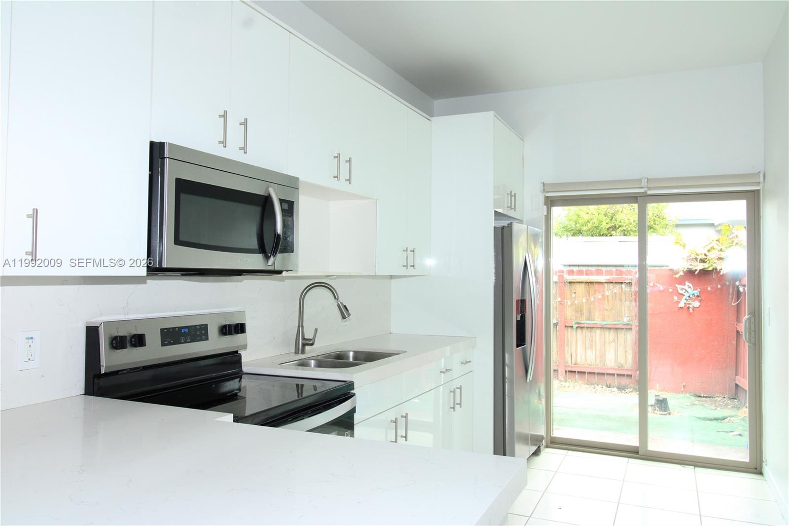 WATERSIDE TOWNHOMES SEC 5 - Residential