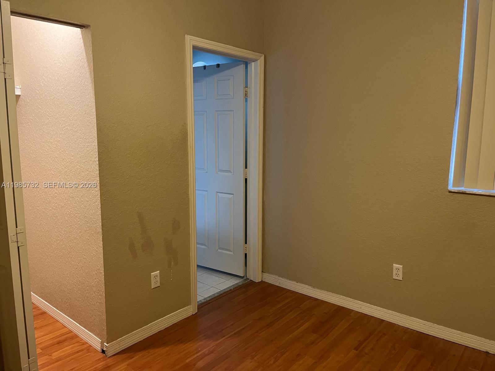 VILLAS AT HARBOR ISLES CO - Residential Lease