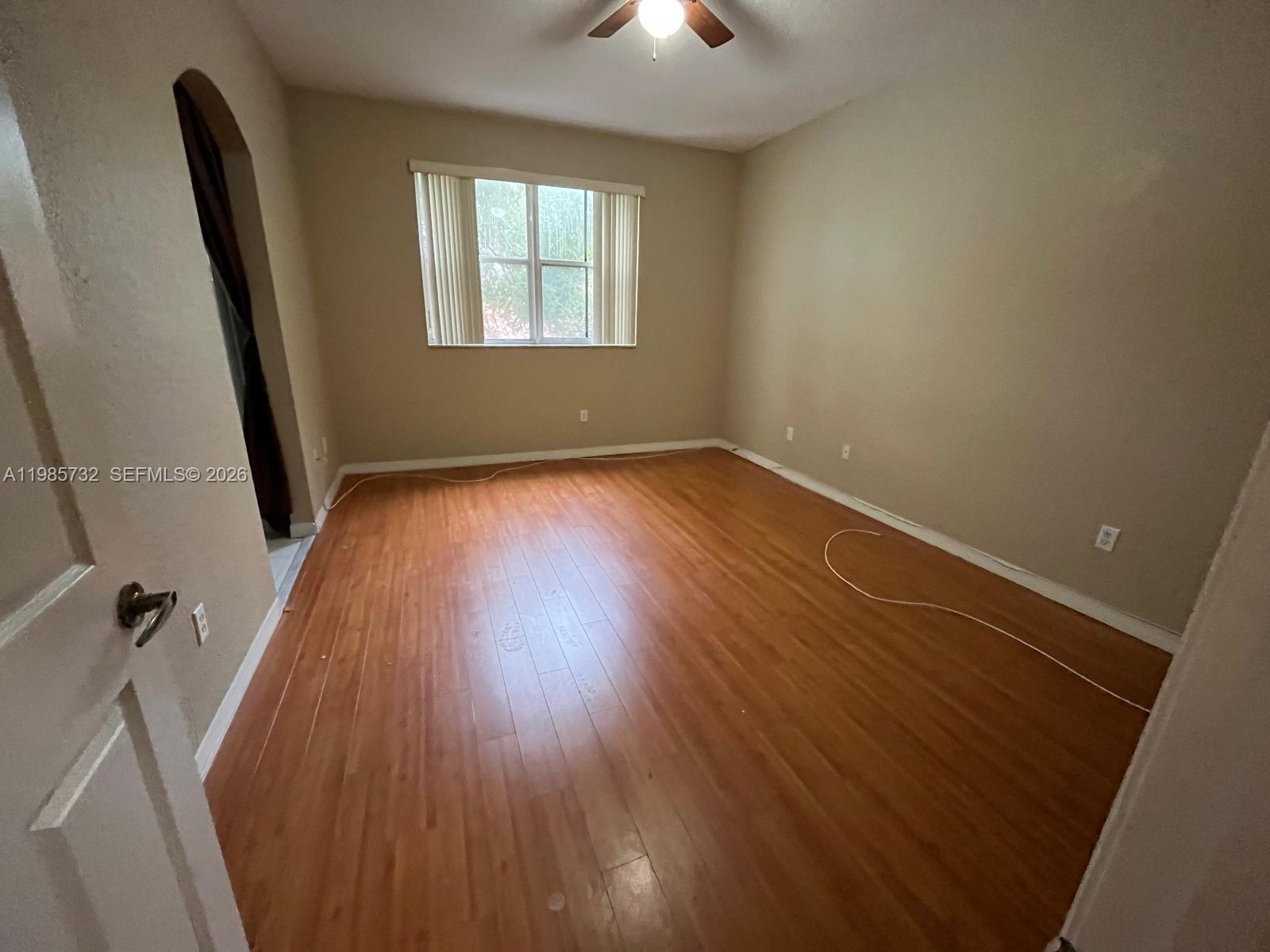 VILLAS AT HARBOR ISLES CO - Residential Lease