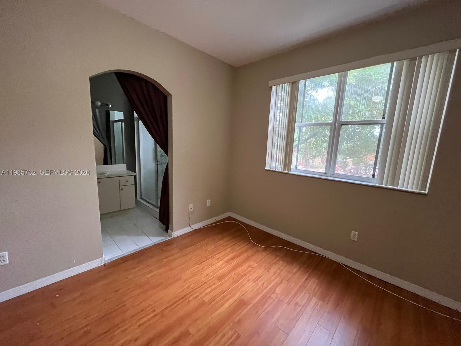 VILLAS AT HARBOR ISLES CO - Residential Lease